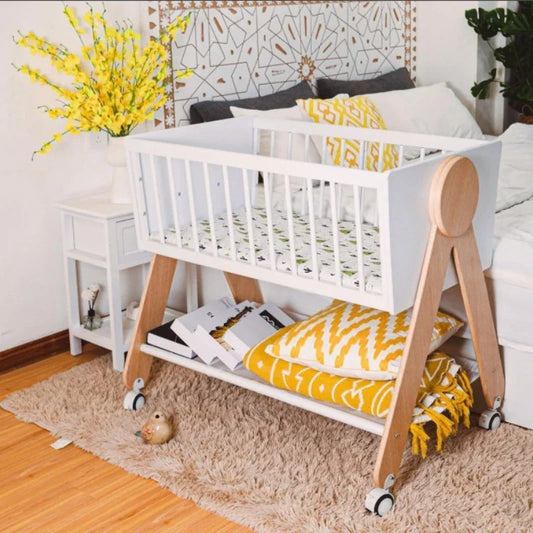 Wooden Bedside Bassinet Sleeper with Locking Wheels
